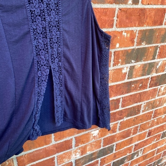 Torrid 1 Womens Blue Crochet Trim Split Back Tank Top - Picture 6 of 10